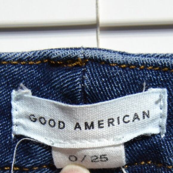 Good American Woman's Skinny Jeans Size 0/25 - Picture 4 of 5